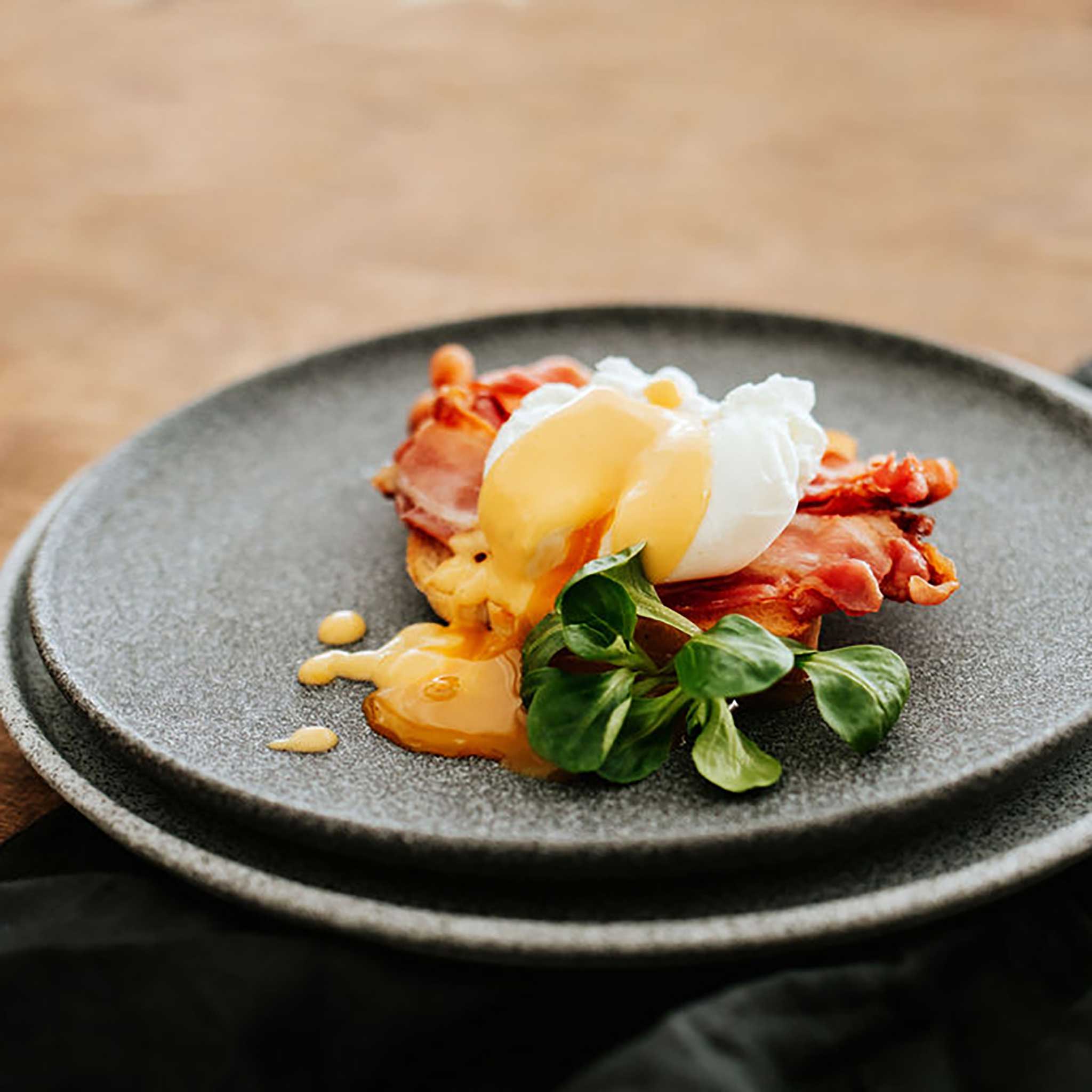 GRANIT No. 1 Flat Plate - Raw or Glazed | G. Benedikt Porcelain