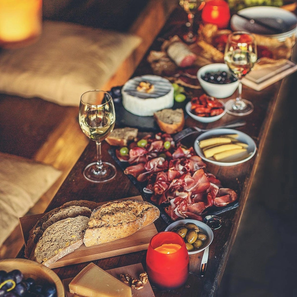 Lunasol wooden cutting board made of beech wood – robust cutting board