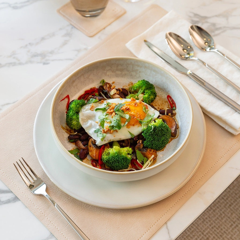 Elegant dinnerware set with Nordic glaze - Lunasol