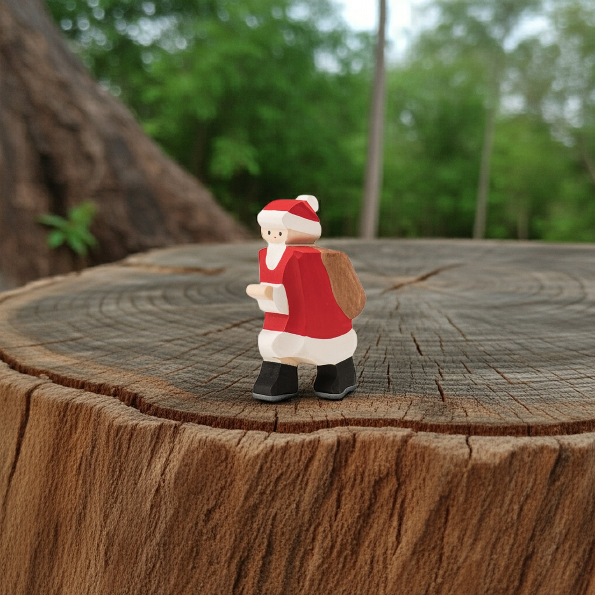 Trauffer Weihnachtsmann – handgefertigte Holzfigur aus der Schweiz